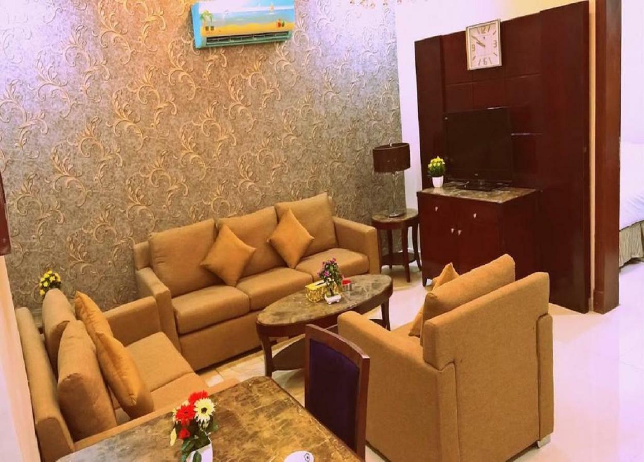 The 40Th Pearl Hotel Suites Jiddah Esterno foto