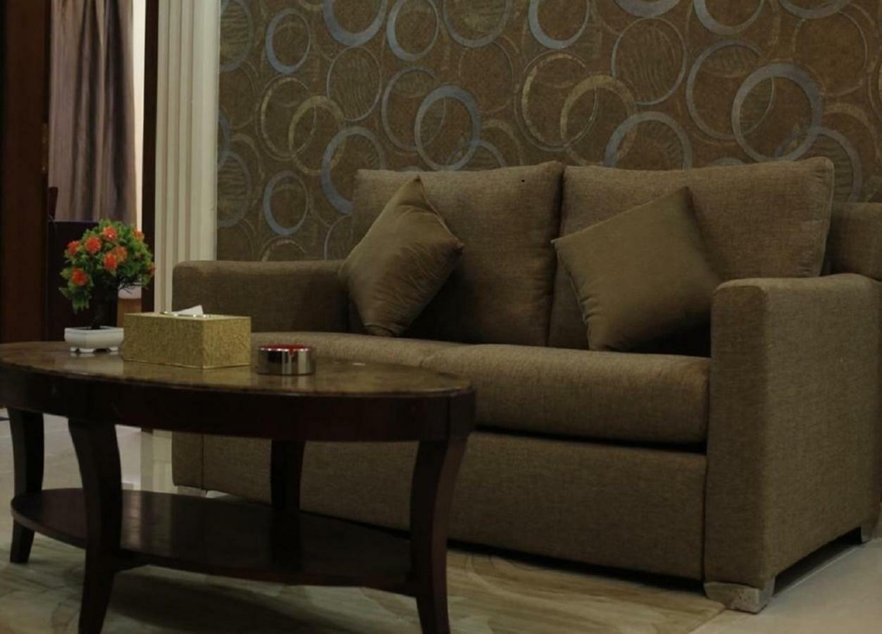 The 40Th Pearl Hotel Suites Jiddah Esterno foto